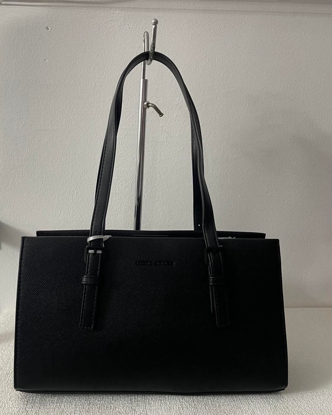 https://accessoiresmodes.com//storage/photos/360/DAVID JONES/received_1000712186051082.jpeg